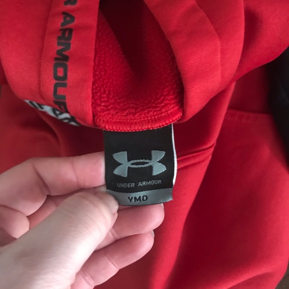 Boys under Armour storm hoodie - Picture 2 of 2